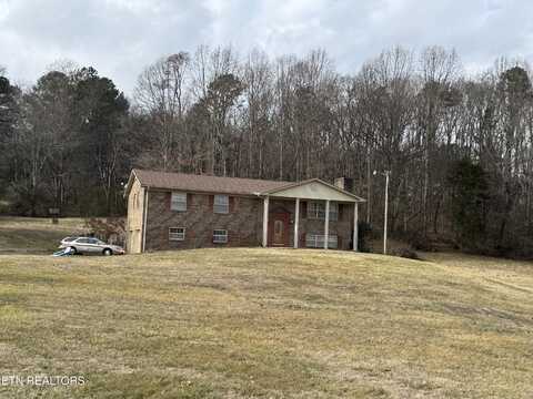 1020 Clarke Rd, Lenoir City, TN 37771