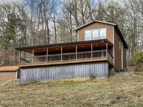 1908 Inskip Lane, Dandridge, TN 37725