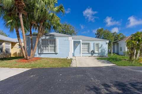 9813 SW 222nd Ter, Cutler Bay, FL 33190