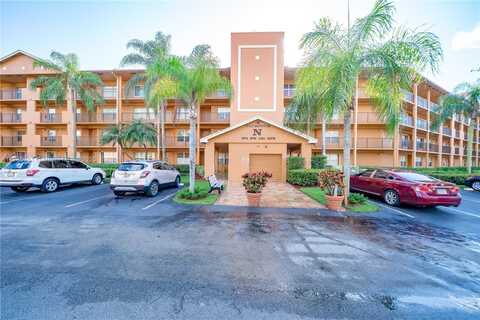 571 SW 141st Ave, Pembroke Pines, FL 33027