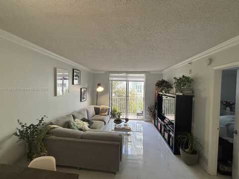 126 SW 17th Rd, Miami, FL 33129