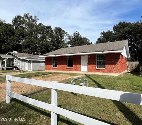 1208 Fournier Avenue, Gulfport, MS 39501