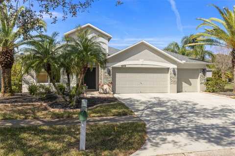 8208 PINEWOOD RUN COURT, TAMPA, FL 33647