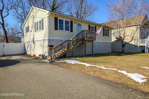 728 3rd Street, Union Beach, NJ 07735