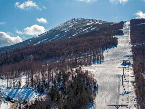 8116 Sawtooth Road, Carrabassett Valley, ME 04947