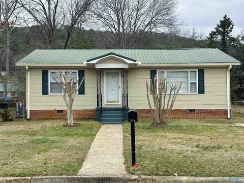 719 Brookside Drive, Gadsden, AL 35901