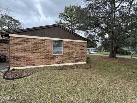 1431 RAVEN Drive S, Jacksonville, FL 32218