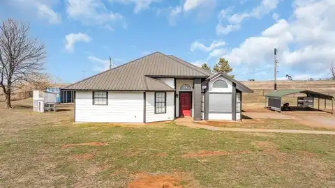 17535 E County Road 1500, Lindsay, OK 73052