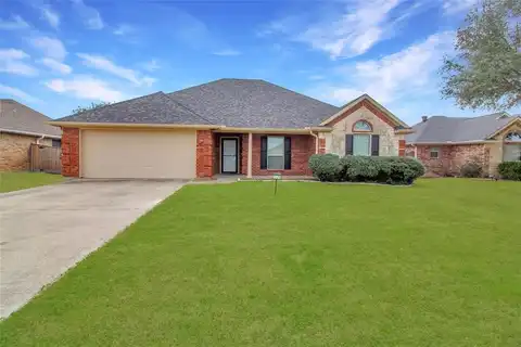 1521 Highglen Trail, Kaufman, TX 75142