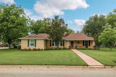 2211 Belmeade, Brownwood, TX 76801