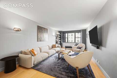 301 East 62nd Street, New York, NY 10065