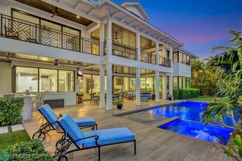 130 Nurmi Dr, Fort Lauderdale, FL 33301