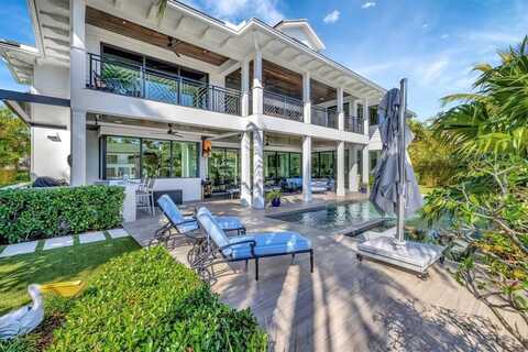 130 Nurmi Dr, Fort Lauderdale, FL 33301