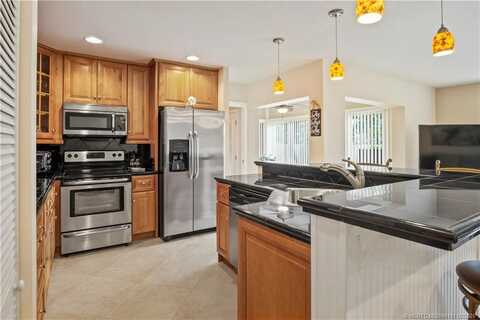 1800 SE Saint Lucie Boulevard unit: 9-105, Stuart, FL 34996