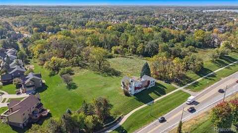 41121 W 14 Mile Road, Walled Lake, MI 48377