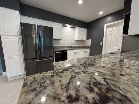 140 Date Palm Drive, Lake Park, FL 33403