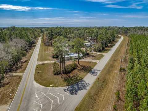 1832 Lakeview Point Road, Quincy, FL 32351