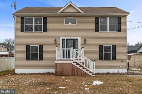 9 HOLLY DRIVE, PENNSVILLE, NJ 08070