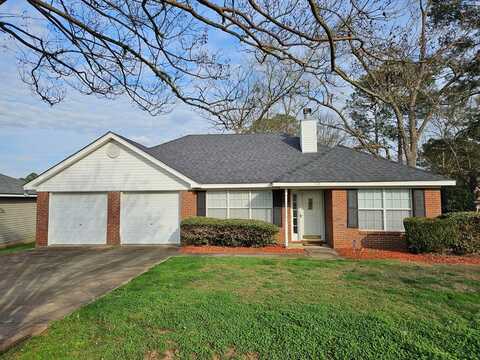 132 Stepping Stone Lane, Albany, GA 31721