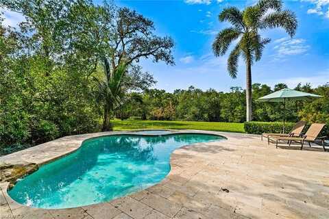 216 Cocohatchee, NAPLES, FL 34110