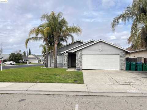 2721 Oakwood Ct, Stockton, CA 95210