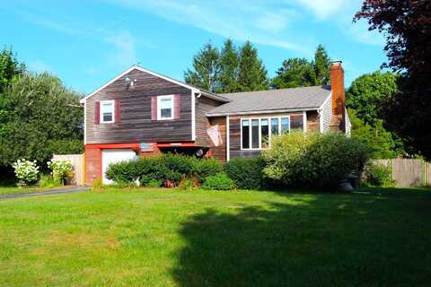 3 Aida M Circle, Sagamore Beach, MA 02562