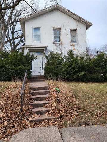 701 W 3rd Street, Muscatine, IA 52761