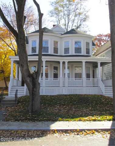 1194 Parkwood Boulevard, Schenectady, NY 12308