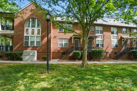 128 Steinbeck Way, Mooresville, NC 28117