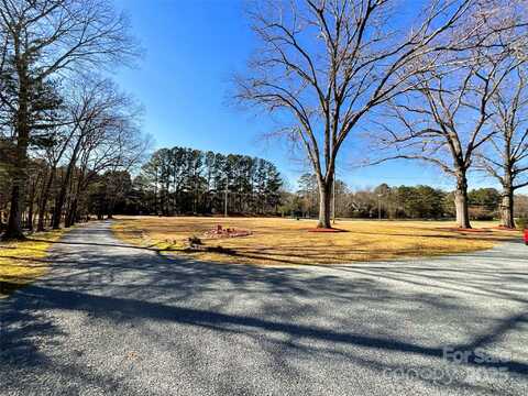 3009 Forest Lawn Drive, Matthews, NC 28104