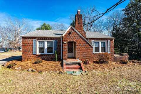 615 Laurel Street NE, Valdese, NC 28690