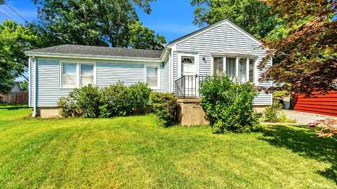 36 Donald Court, Bridgeport, CT 06606