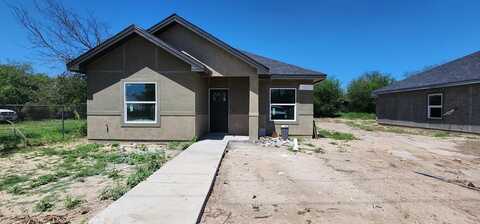 2579 Rosita Valley Rd., Eagle Pass, TX 78852