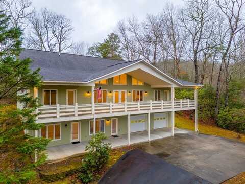 271 Heatherstone Dr., Franklin, NC 28734