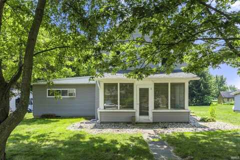 8923 W 800 N, Huntington, IN 46750