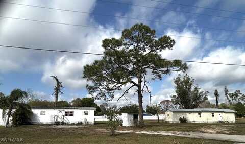 7904-7906 Hart Drive, North Fort Myers, FL 33917