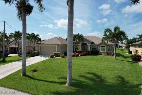 2216 SW 43rd Lane, Cape Coral, FL 33914