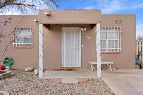 403 Tennessee Street NE, Albuquerque, NM 87108