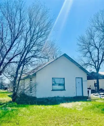 New York Street, Chinook, MT 59523