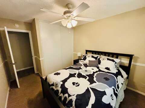 2817 W Ave L4, Lancaster, CA 93536