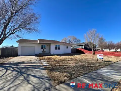 203 Prairie Lane, Holcomb, KS 67851