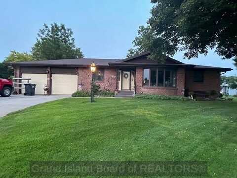 2227 Berryman Ln, Central City, NE 68826