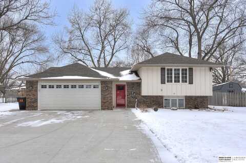 1815 Sherwood Cove, Fremont, NE 68025