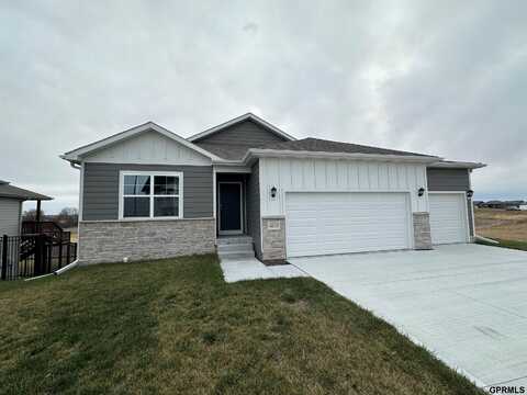 4615 Lawnwood Drive, Bellevue, NE 68133