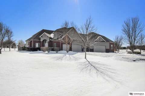 20707 Sheffield Street, Elkhorn, NE 68022