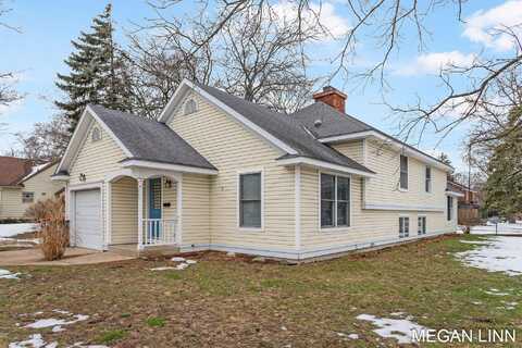 570 Washington Avenue, Holland, MI 49423