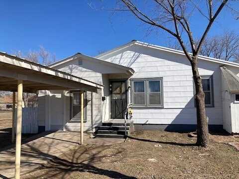 618 Toles Ave, Larned, KS 67550