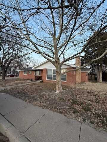 421 Heath Ave, Kinsley, KS 67547