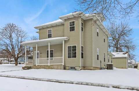 201 E Walnut Street, Williamsburg, IA 52361