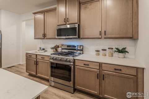 692 Galloway Dr, Johnstown, CO 80534